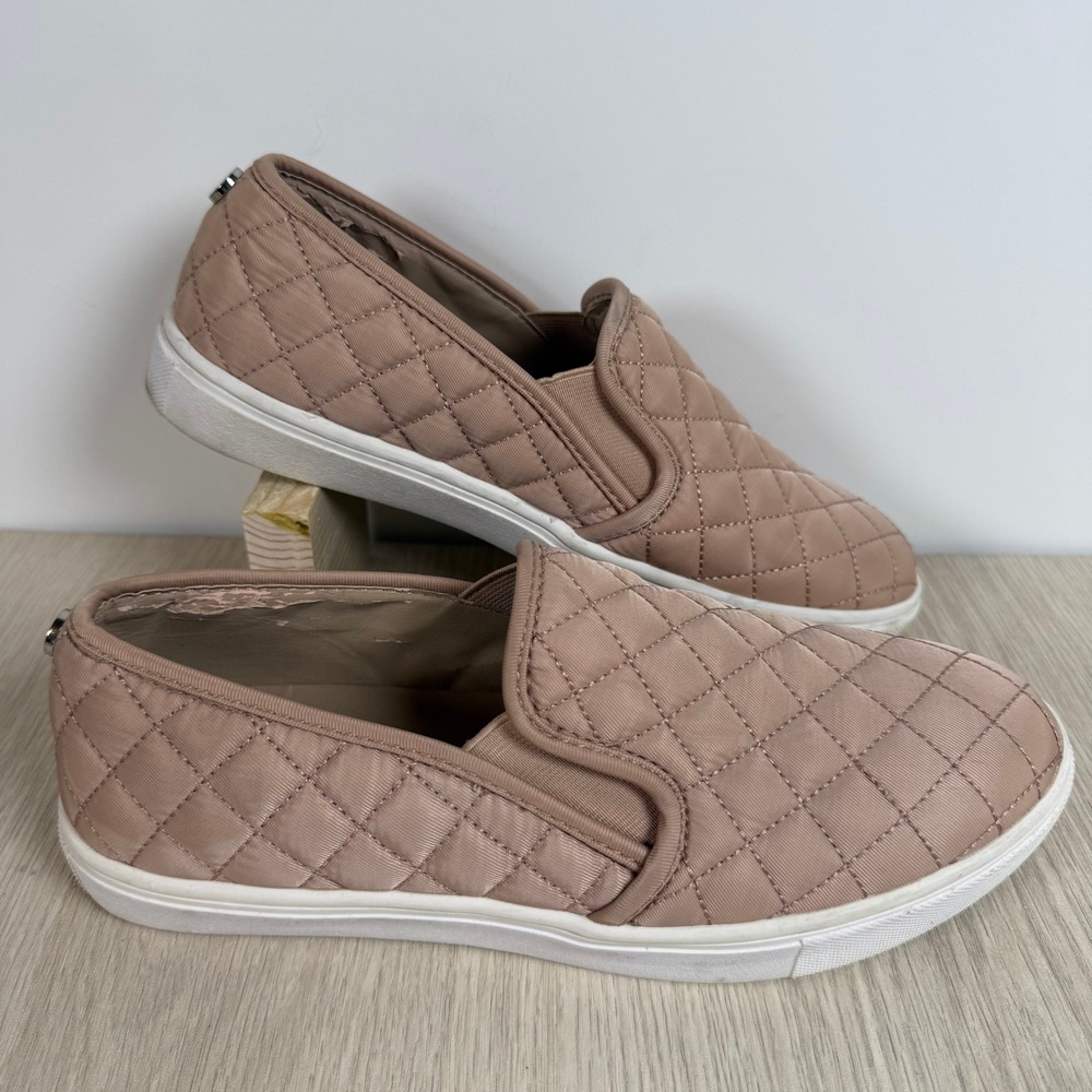 Slip On Sneakers Steve Madden Womens 7.5M Blush Quilted ECNTRCQT Casual Shoes